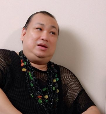 Berawal dari Kerja di Hotel, Qiqi Franky Kini Jadi Make-up Artist Ternama Berawal dari Kerja di Hotel, Qiqi Franky Kini Jadi Make-up Artist Ternama