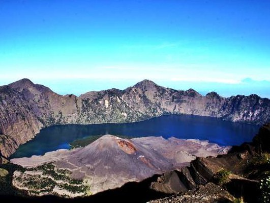 Download 670 Koleksi Gambar Gunung Yang Bagus Paling Bagus Gratis