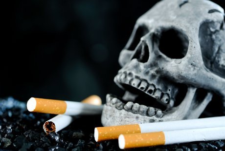 Gambar Seram Bungkus Rokok 6 Efek Negatif Rambut Kulit Merokok