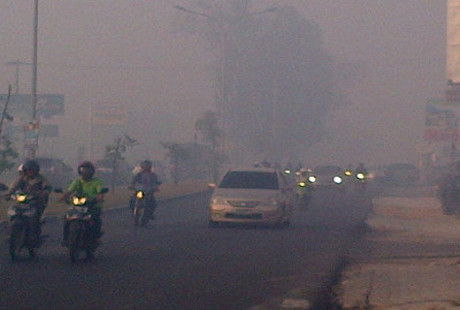 Kasus ISPA Akibat Kabut Asap Riau Meningkat, Tapi Masih Terkendali Kasus ISPA Akibat Kabut Asap Riau Meningkat, Tapi Masih Terkendali