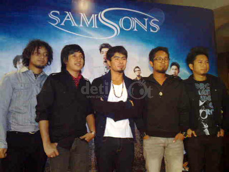 Cari Vokalis Baru, Samsons Tak Mau Seperti Bams