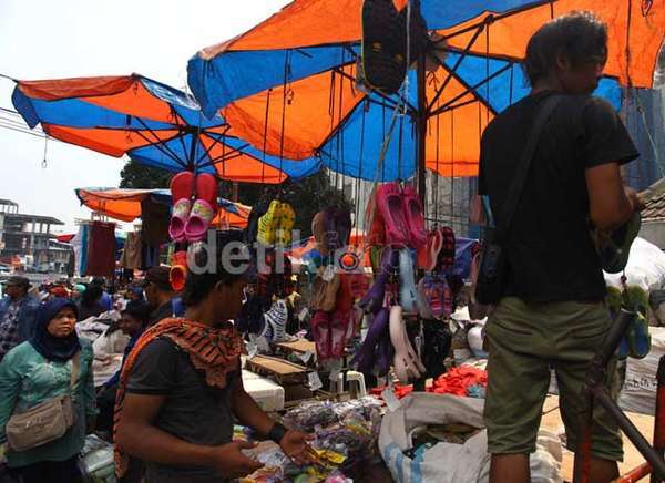 Pedagang Ngaku Lebih Enak Zaman Hercules