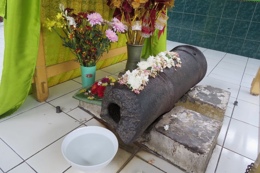 Meriam Jelmaan Putri Cantik di Istana Maimun Medan