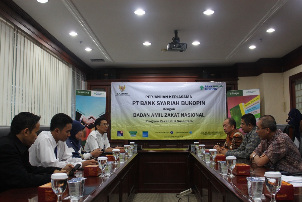 Bank Syariah Bukopin Gaet Baznas Sebar Daging Kurban Gratis