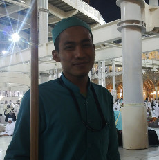 Kisah Rukmadi Pemuda Lebak Yang Menjadi Petugas Kebersihan Masjidil Haram