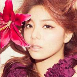 Ailee Pose Bugil untuk Tes Jadi Model Pakaian Dalam