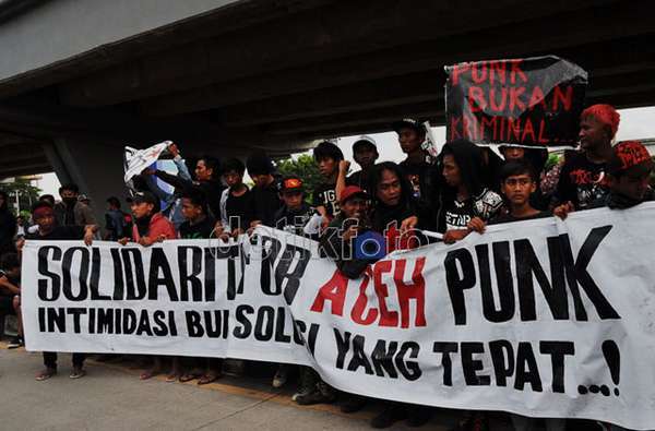 Saat Anak Punk Mendamba Surga