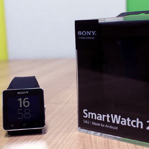 Sony SmartWatch 2, Pendamping Pas Ponsel Android - Halaman 3