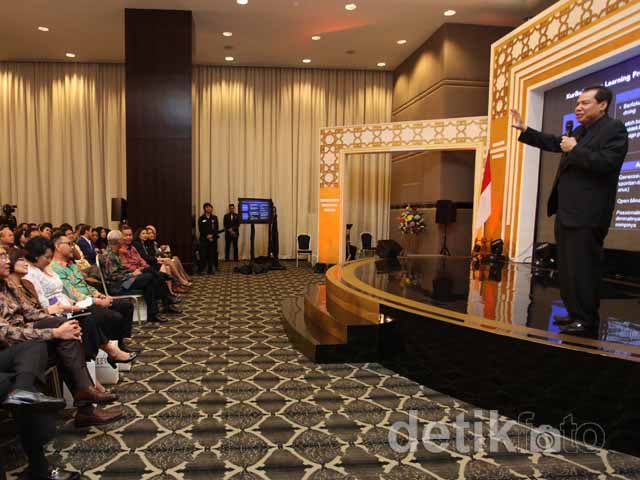 Chairul Tanjung Berikan Seminar Pendidikan