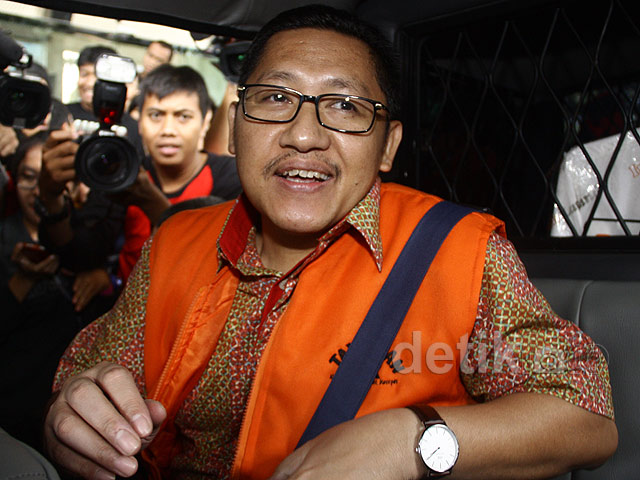 Anas Rik Anas Kembali Menjalani Pemeriksaan
