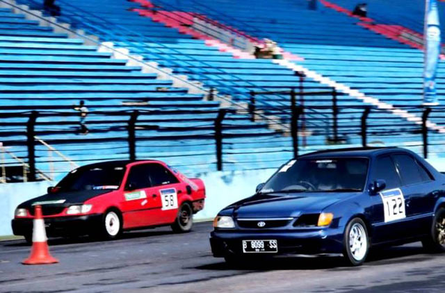 Soluna Racing Modifikasi Balap Toyota Soluna 2002