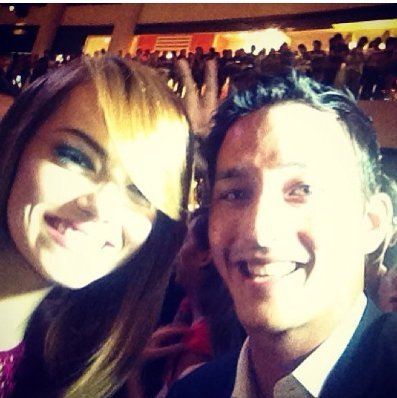 Mike Lewis Selfie Bareng Emma Stone di Premiere 'The Amazing