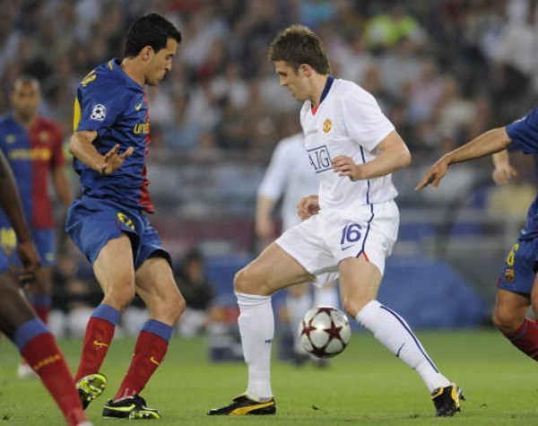 Busquets dan Carrick (Getty Images)