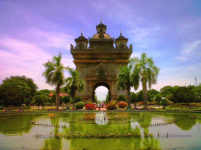 Bisa Ke Mana Saja di Vientiane, Ibukota Laos?