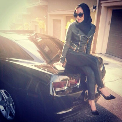 Hijab Style: Bergaya Elegan ke Acara Formal ala Hanan 