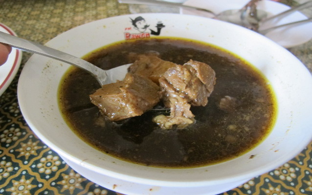  Rawon  Nguling  Uenake Rek Rawon  Daging dan Tahu Tek Suroboyo