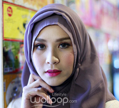 Tips Memilih Model  Jilbab  Sesuai Bentuk Wajah