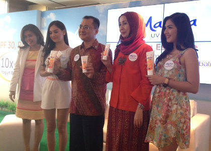 inovasi pelembab tubuh terbaru essence dari marina inovasi pelembab tubuh terbaru essence dari marina