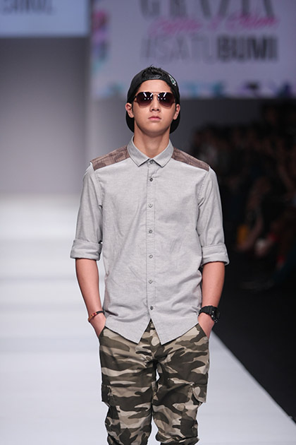 Foto Aksi Al Ghazali Dan Rassya Jadi Model Di Fashion Show Pevita Pearce