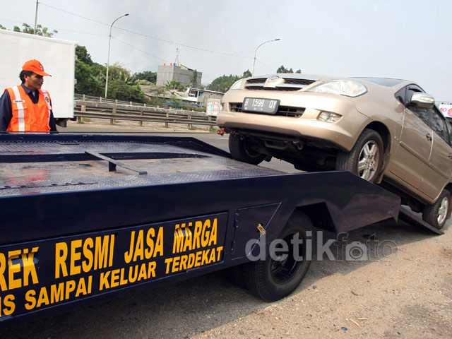 Jasa Marga Tingkatkan Layanan Derek Gratis Jasa Marga Tingkatkan Layanan Derek Gratis