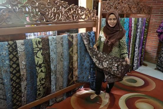 Bangkitkan Tradisi Yang Hilang Uswatun Kini Jadi Pengusaha Sukses