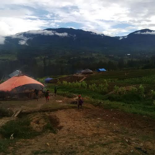 Menengok Alam Pegunungan Papua nan Indah dari Pintu  