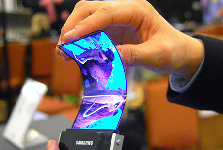 Samsung Bikin Ponsel yang Bisa Ditekuk dan Dilipat