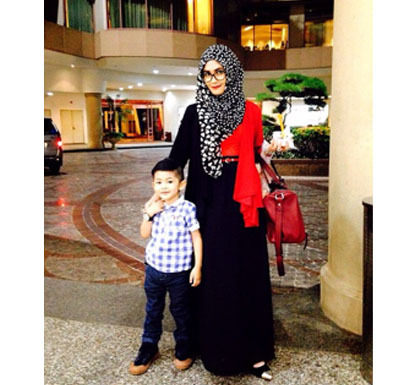  Hijab Style Gaya Stylish Ibu Anak Ala Selebgram Rezky 