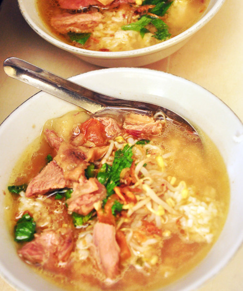 Soto Triwindu Menebus Rindu dengan Semangkuk Soto Daging