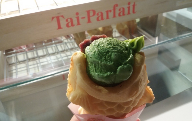 Taiyaki Berbentuk Ikan Kini Diisi Es Krim Matcha dan 