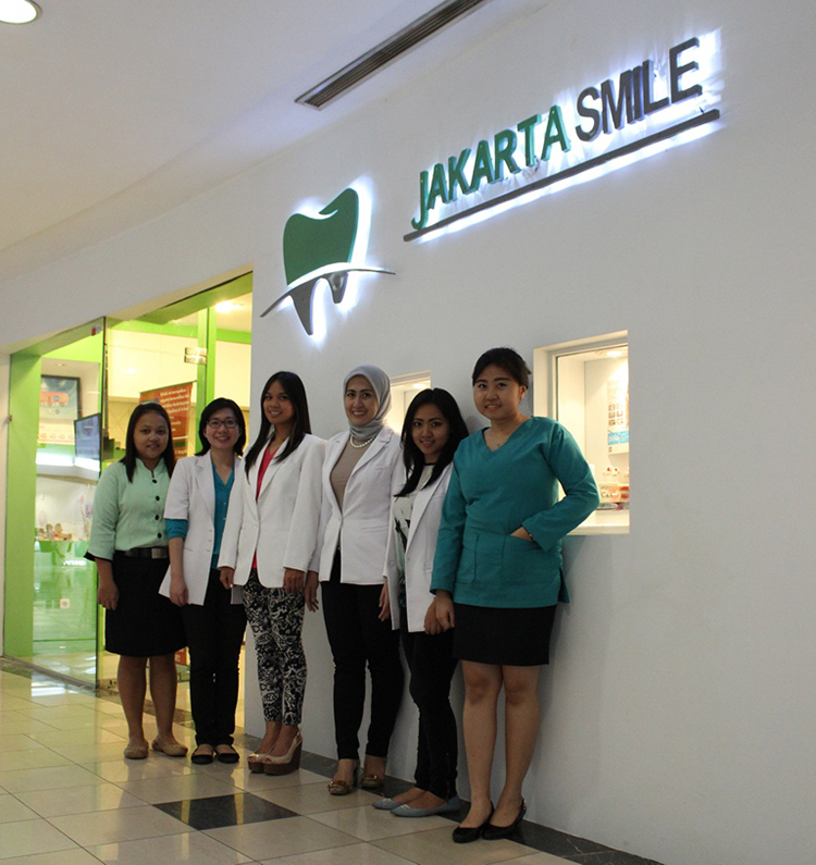 q tanjungpinang gigi smile klinik Gigi dengan Perawatan Jakarta Smile, Harga Berkualitas