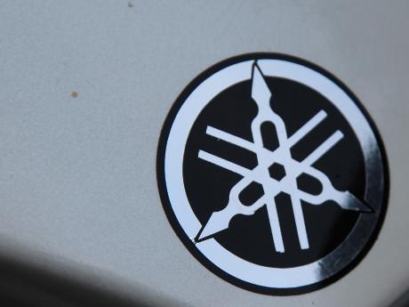 Yamaha R25 Versi Telanjang Diluncurkan Sebelum Lebaran?