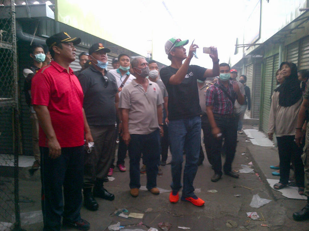 Ganjar Potret Satu Satunya Hidran Yang Berfungsi Atasi Kebakaran Pasar Johar