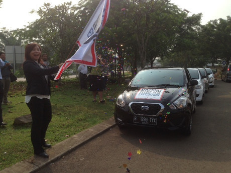 Perjalanan Keliling Indonesia Pakai Mobil Datsun Dimulai Perjalanan Keliling Indonesia Pakai Mobil Datsun Dimulai