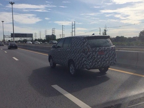 Lagi, Toyota Innova Model Anyar Tengah Diuji di Jalanan Lagi, Toyota Innova Model Anyar Tengah Diuji di Jalanan