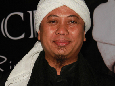 Opick Luncurkan Album 'Salam Rindu Ya Musthofa'