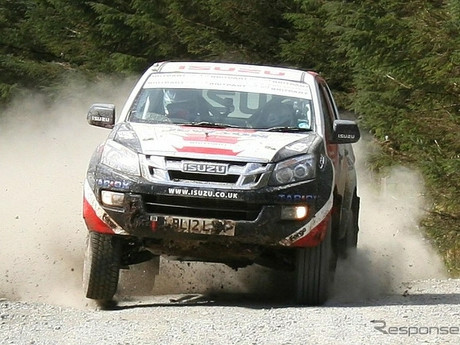 Isuzu Pamer D-Max Versi Reli