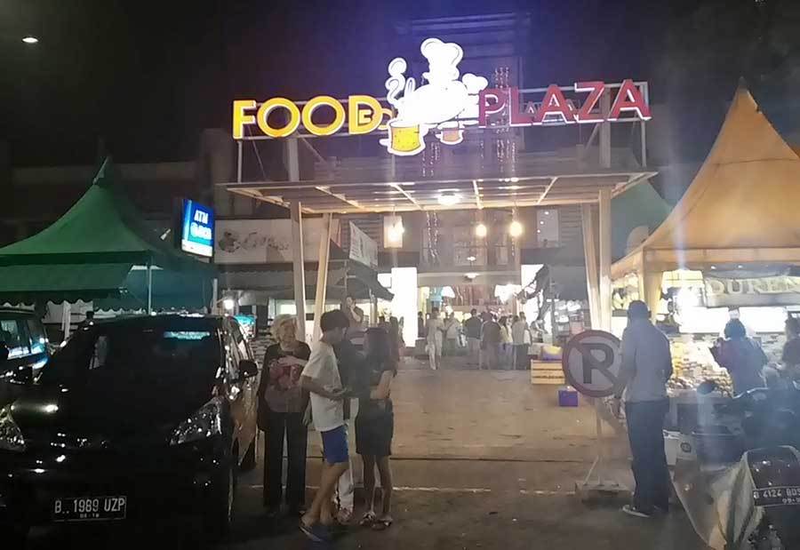 Food Plaza, Tempat Ngabuburit Asyik di Pantai Indah Kapuk