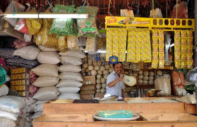 Pedagang: Biasanya Heboh, Lebaran Tahun Ini Harga Sembako Tidak Naik