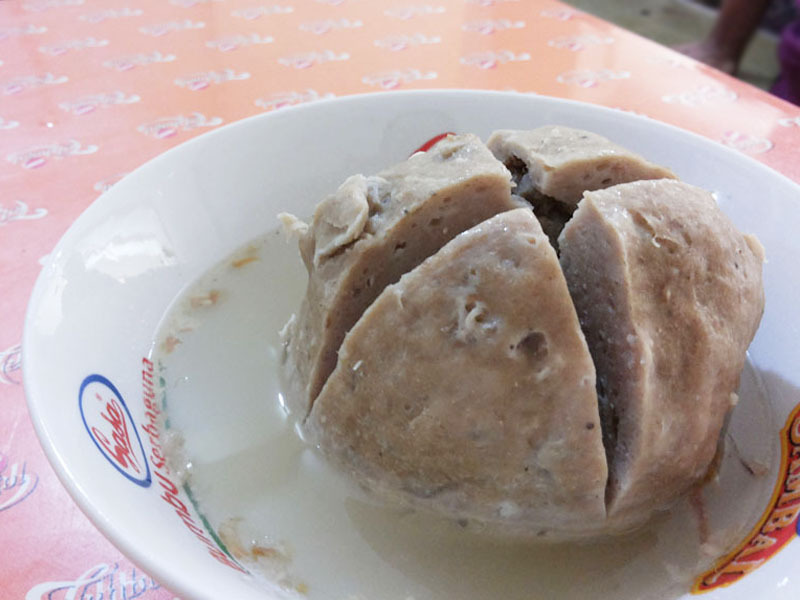 Wisata Kuliner Di Bogor Coba Bakso Mas Bejo Ukuran Jumbo