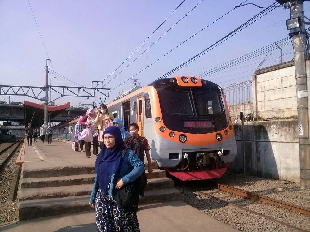 'Kado' 17 Agustus, KAI Gratiskan Naik KRL Jabodetabek