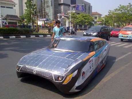 Apakah yang anda ketahui tentang mobil tenaga surya
