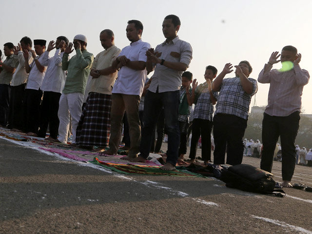 Warga Muhammadiyah Salat Idul Adha di Pulomas