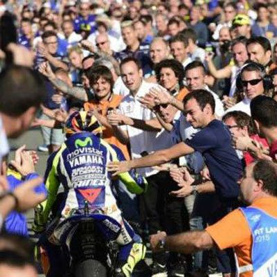 valentino rossi valencia 2015