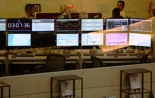 Perdagangan valas bank standar