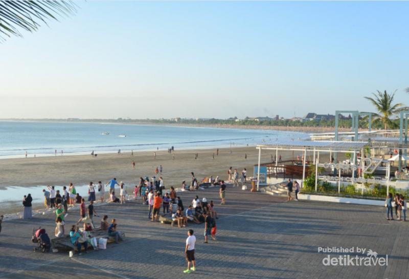 Tak Pernah Bosan Ke Pantai Kuta Bali