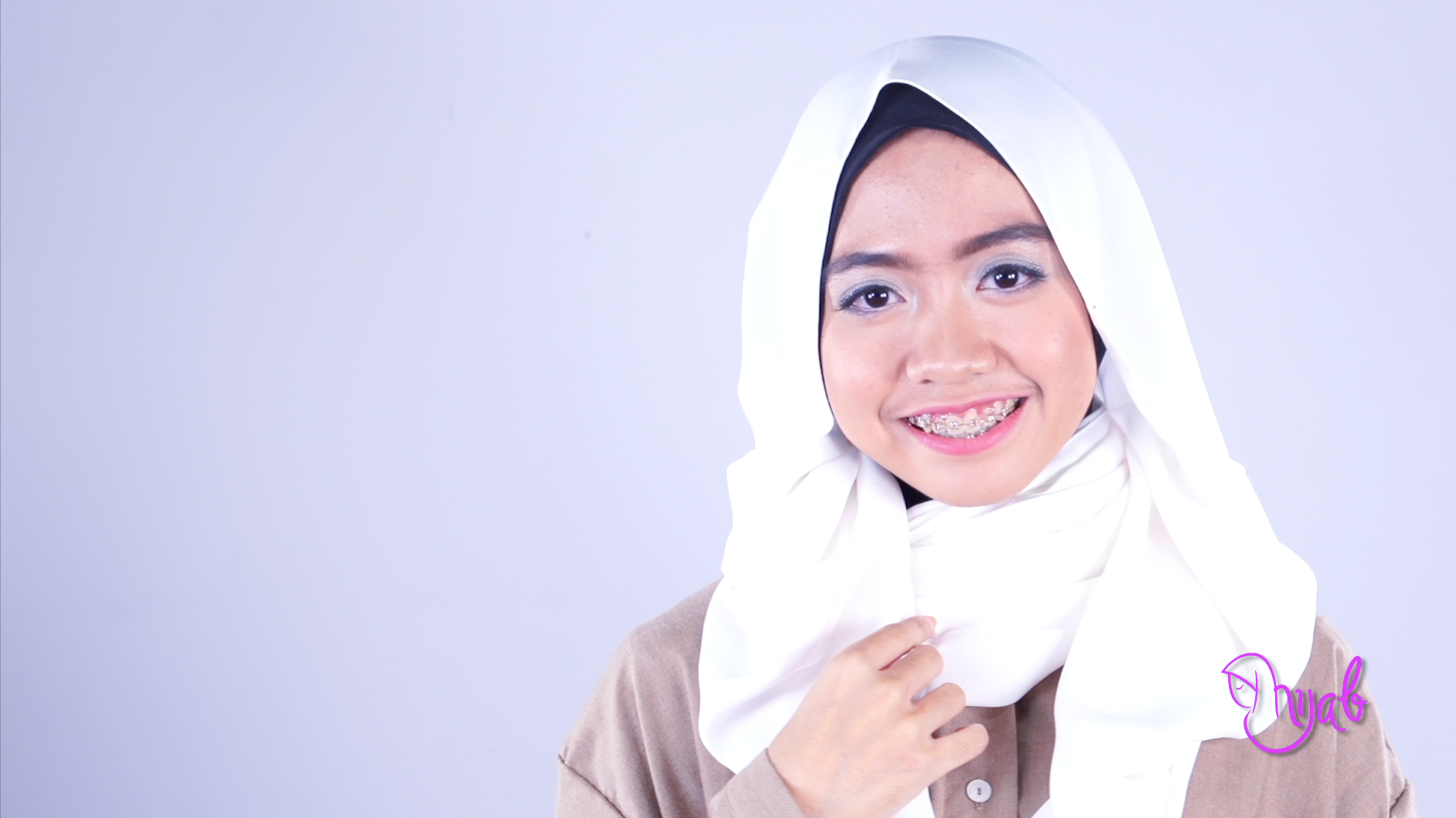 Tutorial Hijab Yang Praktis Ala Carla Finalis Sunsilk Hijab Hunt 2015