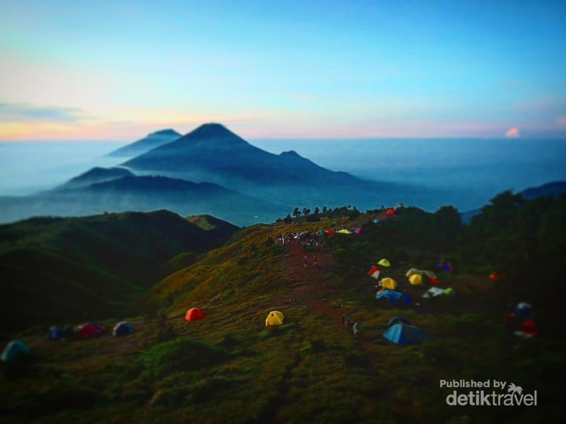 Antara Gunung Prau, Sumbing dan Sindoro