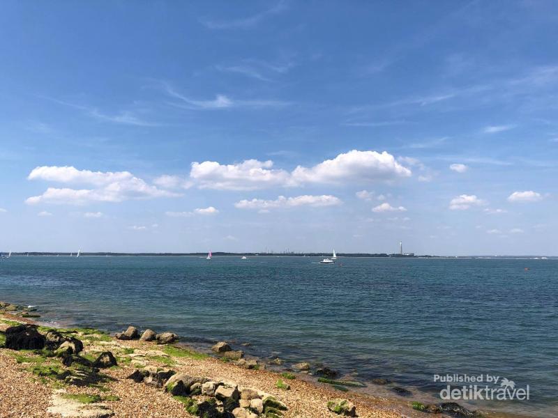  Pantai  pantai  Cantik di  Inggris  yang Jarang Orang Tahu