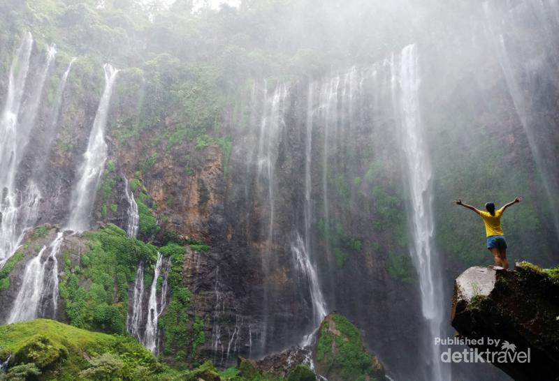 Sungguh Air  Terjun  Tumpak Sewu Secantik Ini